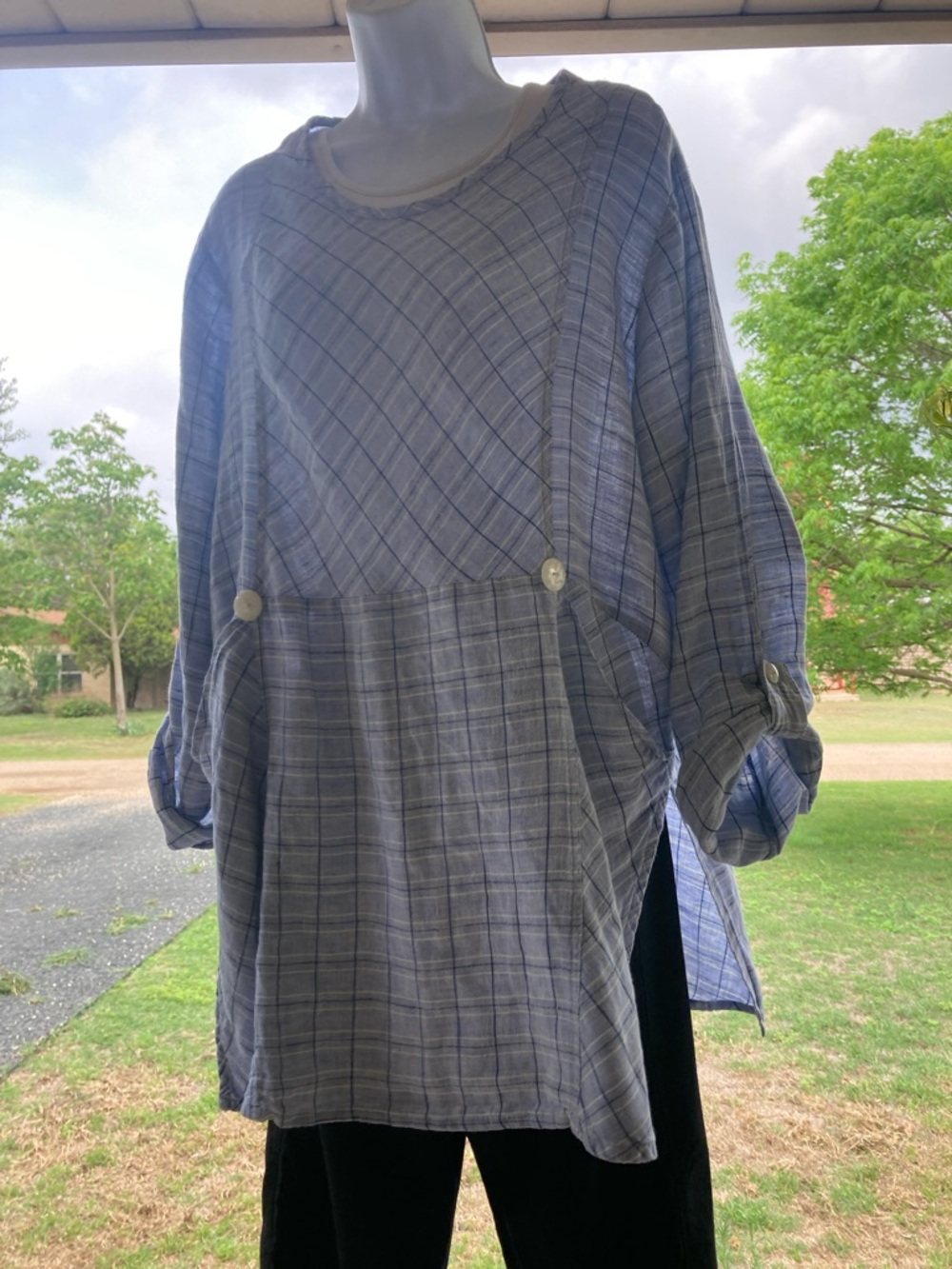 FLAX LINEN tunic, size medium. P2P is 24.5”. 30” long. Very roomy. - Picture 5 of 10